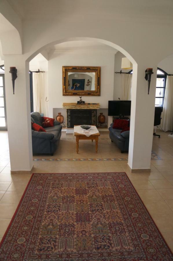 Villa Layla Kyrenia  Ngoại thất bức ảnh
